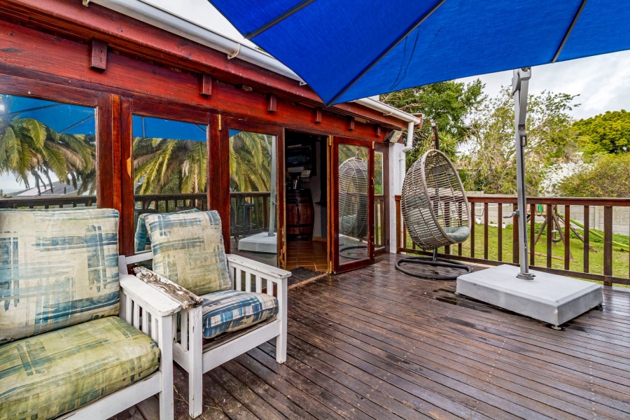3 Bedroom Property for Sale in Die Wingerd Western Cape